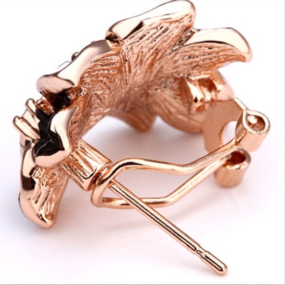 Black Enamel Flower Rose Gold Earrings - Picture 4 of 5